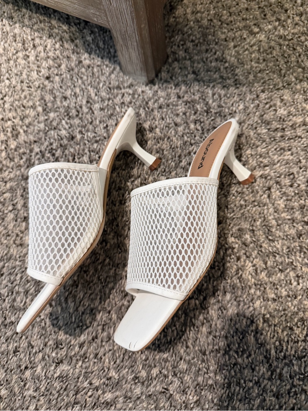 Abound White Mesh Kitten Heel Mules Size 8